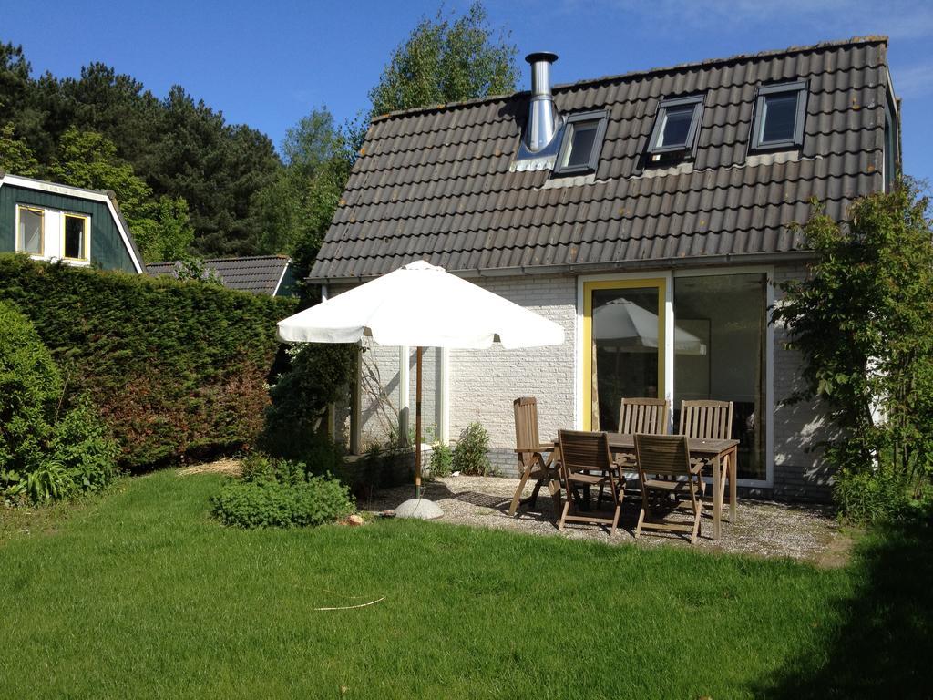 Bungalows - Bungalowpark Mooyeveld - Uniek Gelegen In De Duinen! Egmond-Binnen Room photo