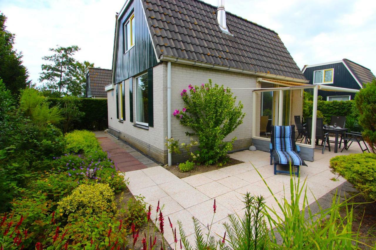Bungalows - Bungalowpark Mooyeveld - Uniek Gelegen In De Duinen! Egmond-Binnen Exterior photo